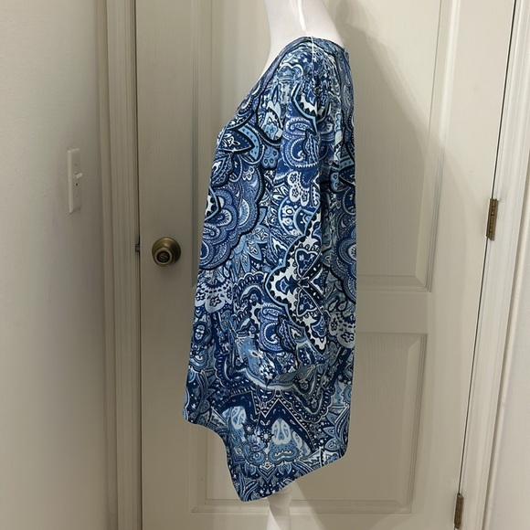 Soleillee Blue Print w/Sequins Vneck Hi Lo Tunic Sz 1X - Picture 4 of 12